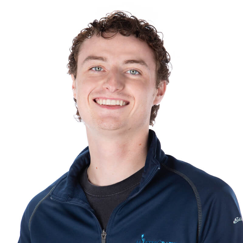 M5D_Zach_Headshot_IMG_2370_Final_800px